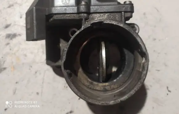 Volkswagen Caddy Throttle valve 03G128063A
