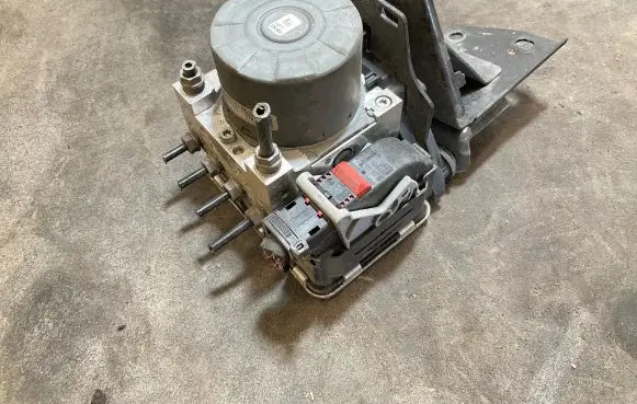 Volkswagen Golf VII ABS Pump 5Q0614517DE 10022014134 001110022014134