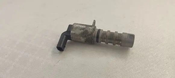 Audi Q5 SQ5 Camshaft vanos timing valve 06E257T
