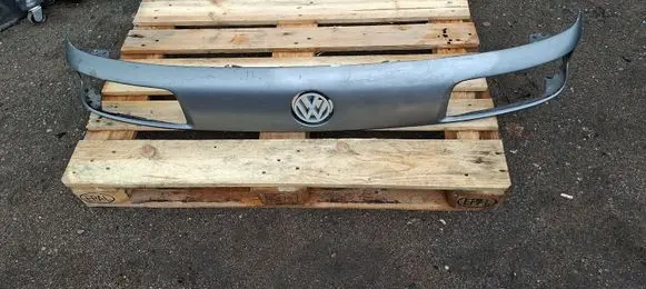 Volkswagen PASSAT B3 Front grill 357853653