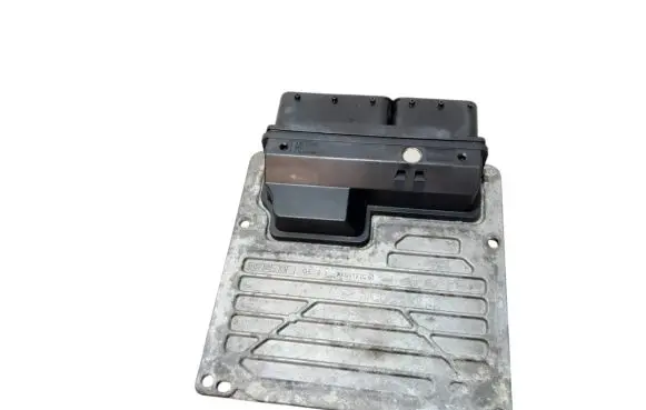 Mercedes-Benz C W203 Engine control unit/module A2711534979 5WK90470