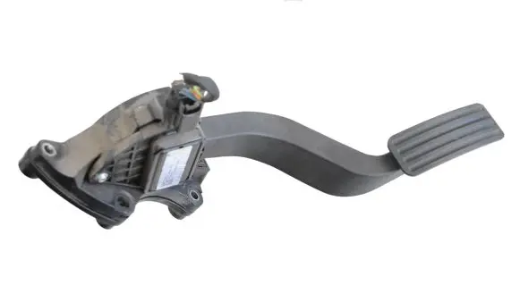 Land Rover Discovery 5 Accelerator throttle pedal GK529F836BA