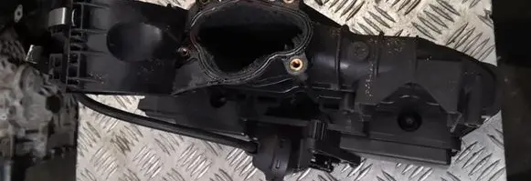Mercedes-Benz C W204 Intake manifold a6460902337