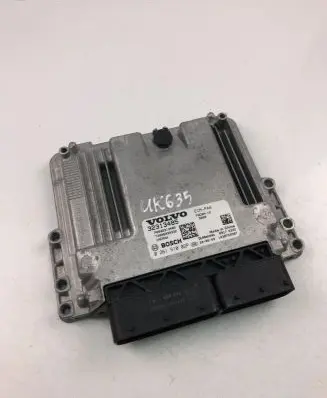 Volvo XC40 Engine control unit/module ECU 32313485 0261S1002P