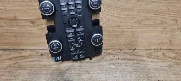 Volvo C70 Climate control unit 30739671