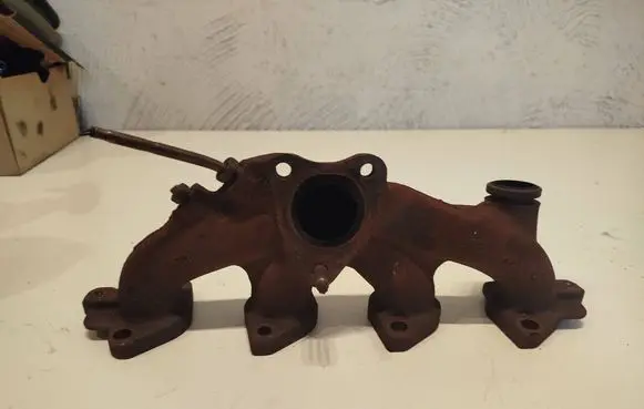 Exhaust manifold