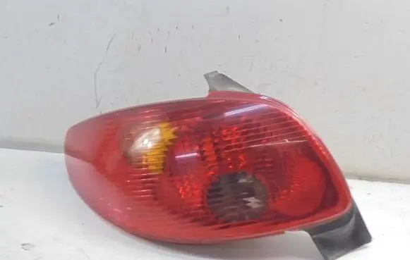Rear/tail lights
