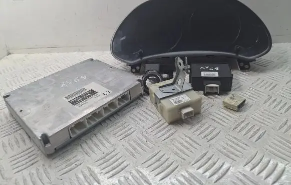 Engine ECU kit and lock set