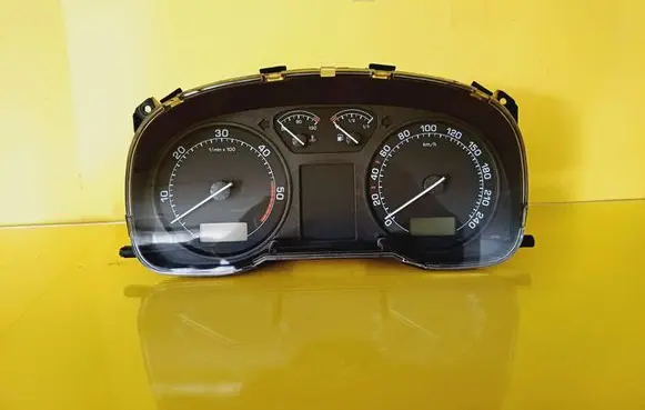 Skoda Octavia Mk1 (1U) Speedometer (instrument cluster) 1U0920811J