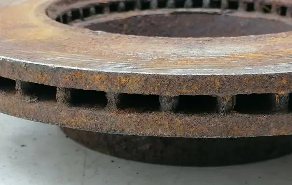 Renault Master III Front brake disc