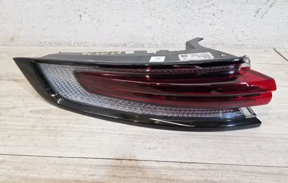 Porsche Cayenne (9Y0 9Y3) Rear/tail lights 9y0945091M