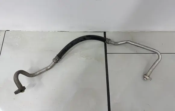 Ford Focus C-MAX Air conditioning (A/C) pipe/hose
