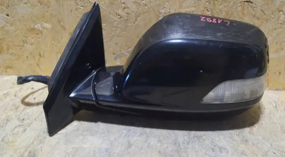 Honda CR-V Front door electric wing mirror