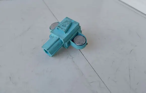 Skoda Octavia Mk1 (1U) Airbag deployment crash/impact sensor 4F0955557