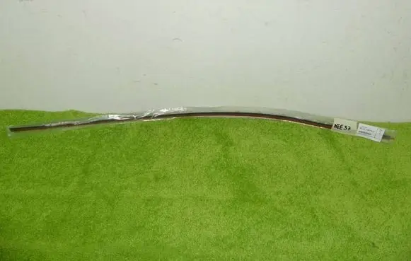 BMW 2 F46 Windshield trim 7301012 51317301012