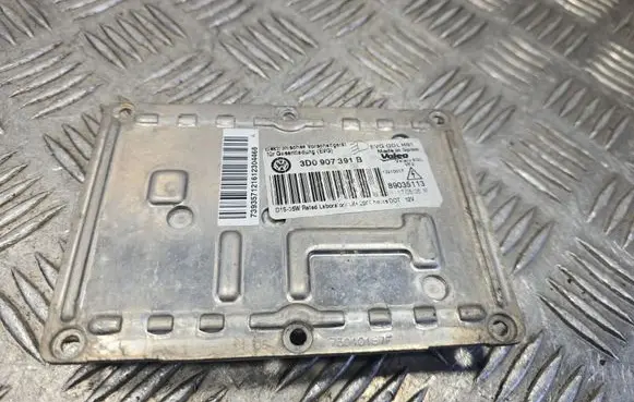 Volkswagen PASSAT B6 Xenon control unit/module 3D0907391B 89035113 13210017