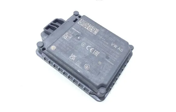 Audi Q2 - Distronic sensor radar 2Q0907561J 2Q0907572D