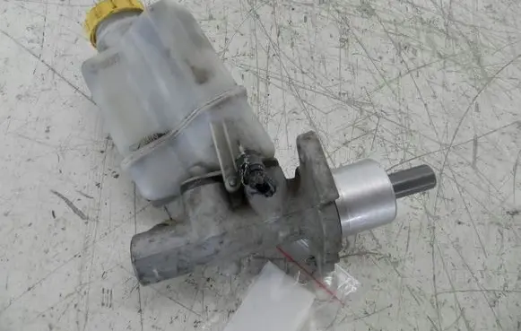 Alfa Romeo 147 Master brake cylinder 