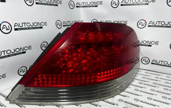 BMW 7 E65 E66 Rear/tail lights 155514