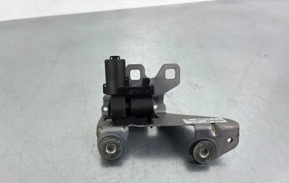 BMW 5 F10 F11 Tailgate window lock/catch/latch 7308831 7250299