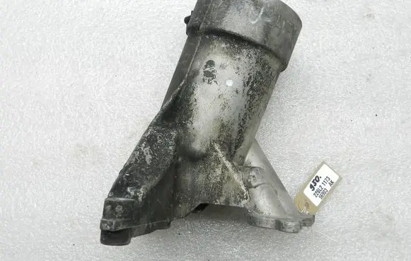 Audi A6 S6 C6 4F Oil filter mounting bracket 079115401D