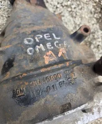 Opel Omega B1 Rear differential 90446890