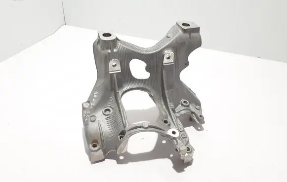 Audi A6 S6 C9 4L Engine mounting bracket 8B3399295