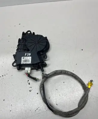 BMW 3 F30 F35 F31 Loading door lock UA726951608 C08173105 16367210