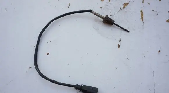 Exhaust gas temperature sensor