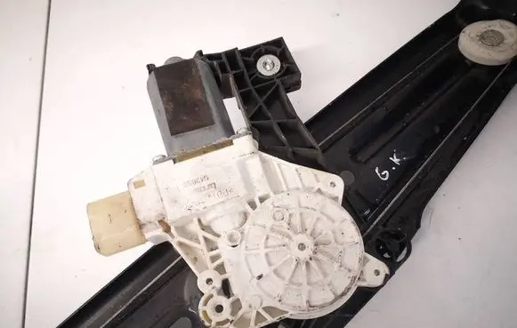 BMW 5 F10 F11 Rear door window regulator motor 942888100