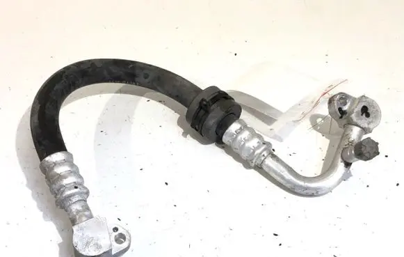 Air conditioning (A/C) pipe/hose
