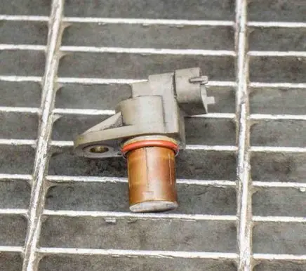 BMW 5 E60 E61 Crankshaft position sensor 7834490
