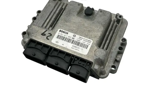 Renault Trafic II (X83) Engine control unit/module 0281017065 8201105714 8200935115