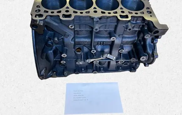 Renault Trafic III (X82) Engine block 110115733R R9M452 R9MD452