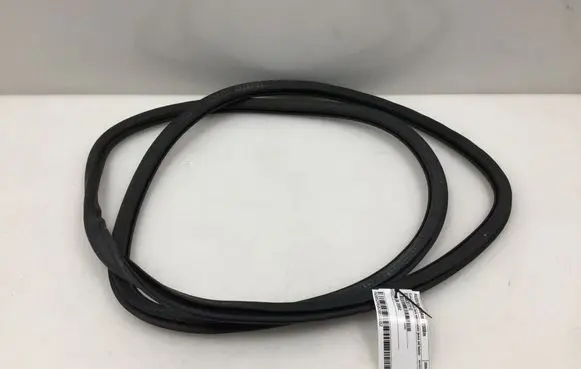 Audi A4 S4 B7 8E 8H Rear door rubber seal (on body) 8E9833721E