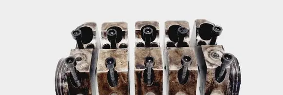 Ford Galaxy Camshaft holder U1922