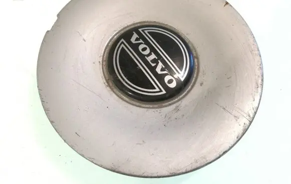 Volvo S40, V40 Original wheel cap 485126