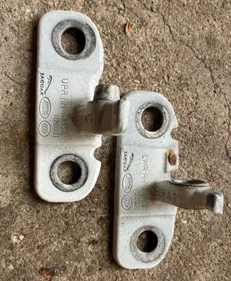 Jaguar E-Pace Front door lock loop/hook striker 1120031 AA8SA LWPRH