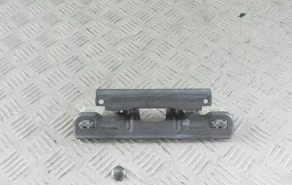 Rear door exterior handle/bracket