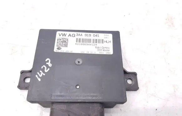 Volkswagen PASSAT B7 Power management control unit 3AA919041 0166634412 8ES01045240