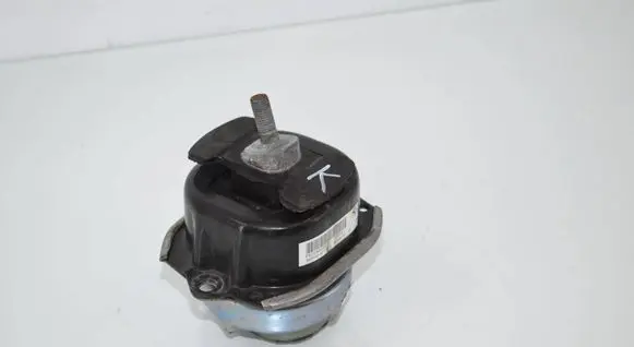 BMW X6 F16 Engine mount bracket 6793642 22116793642