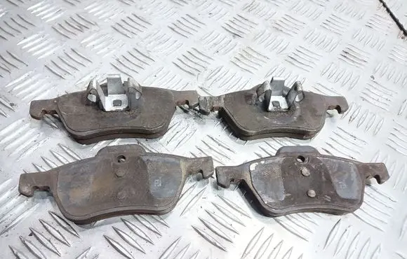Mini One - Cooper R50 - 53 Brake pads (front) 