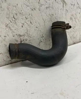 Subaru Forester SG Engine coolant pipe/hose