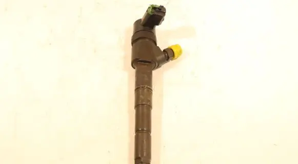 Opel Insignia A Fuel injector 0445110327