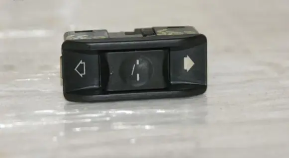 BMW 5 E39 Sunroof switch 61318352182 61316907288