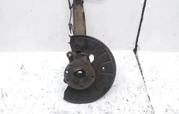 Audi Q7 4L Front wheel hub spindle knuckle 7P6407245A