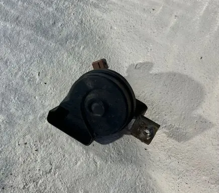 Volvo V70 Horn signal