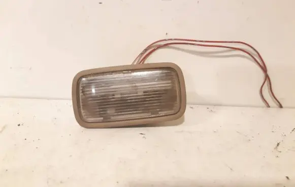 Isuzu Rodeo Front door interior light 