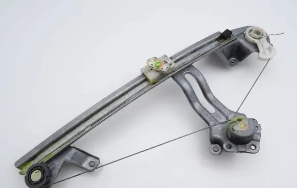 Opel Vectra B Rear door manual window regulator 90464335