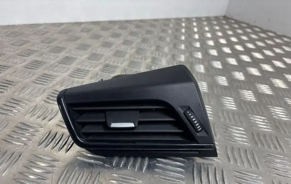 BMW 2 F46 Dashboard side air vent grill/cover trim 9262957 17852911CZ 518798